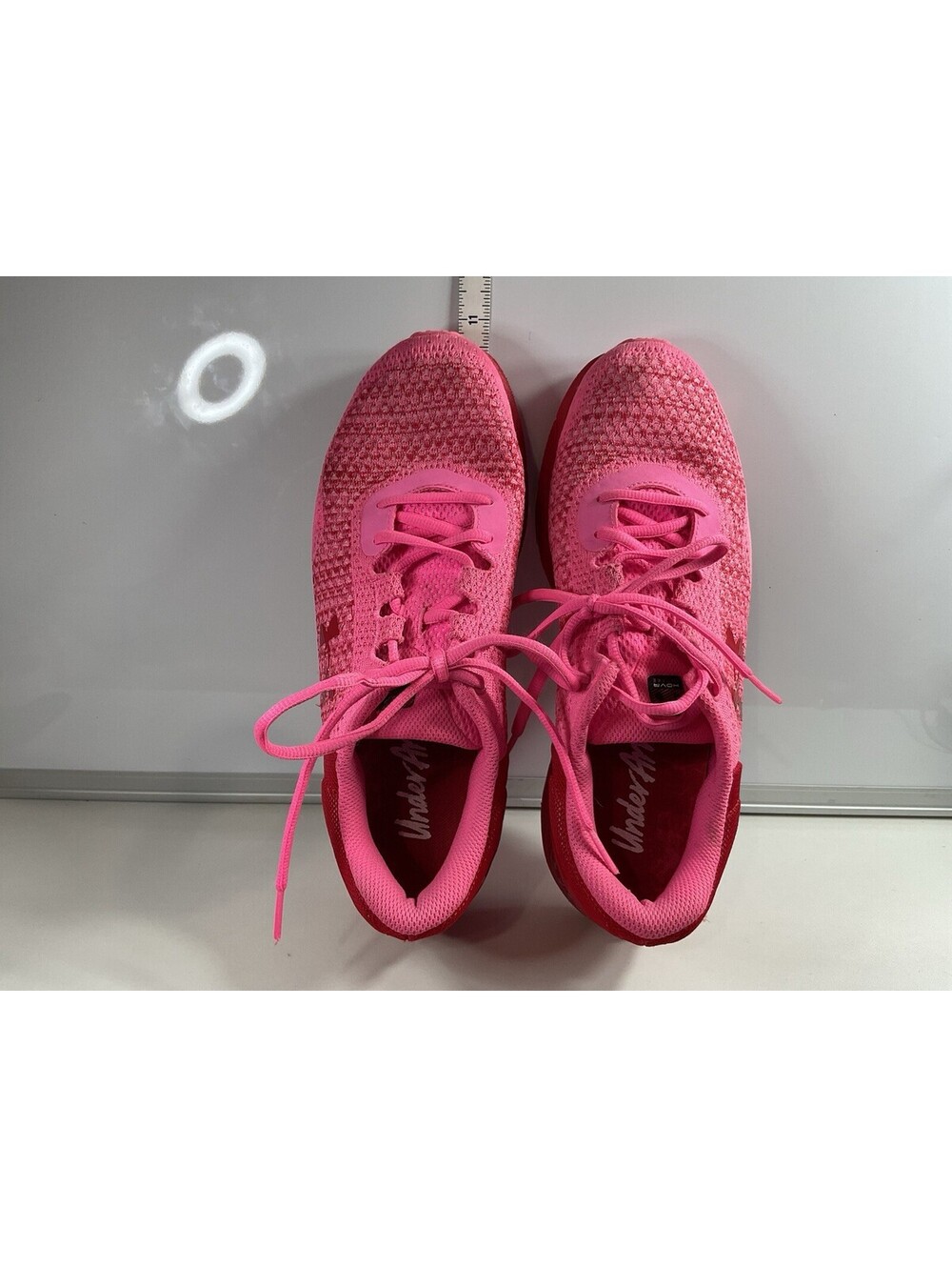 Under Armour Ladies Hovr Sneakers Sz 9.5 Pink